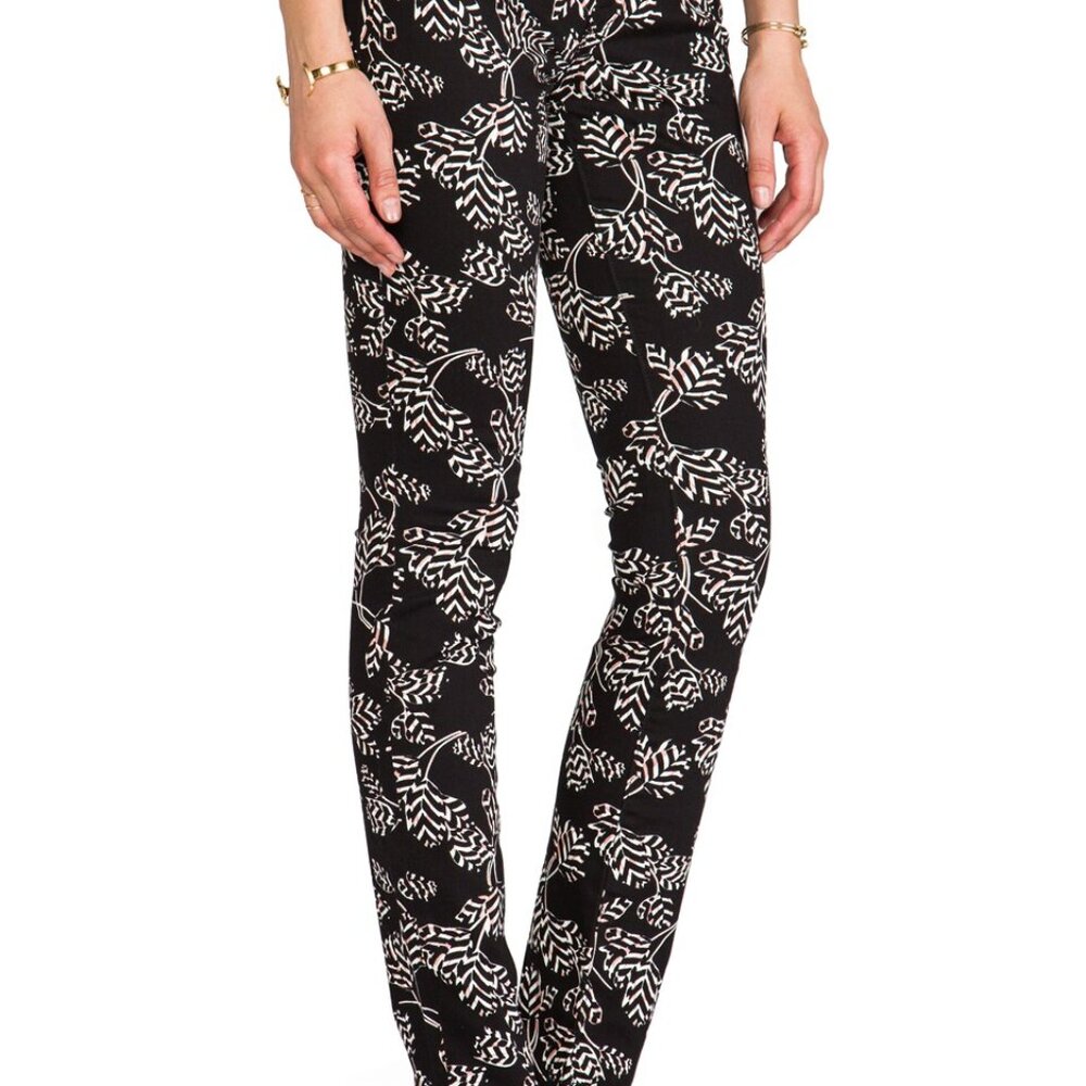 Marc by Marc Jacobs Stick Mid Rise Straight Leg
Black Multi Rae Rae - Picture 5 of 5